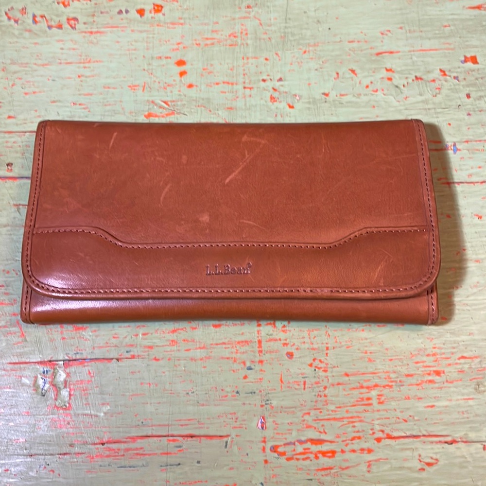 L.L. Bean brown leather passport ticket travel organizer trifold wallet